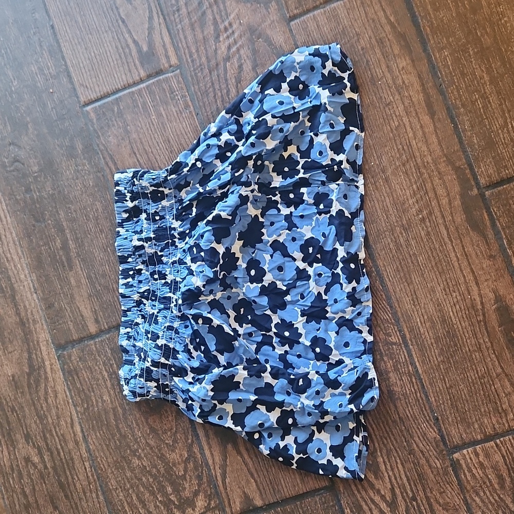 Free assembly girls skirt